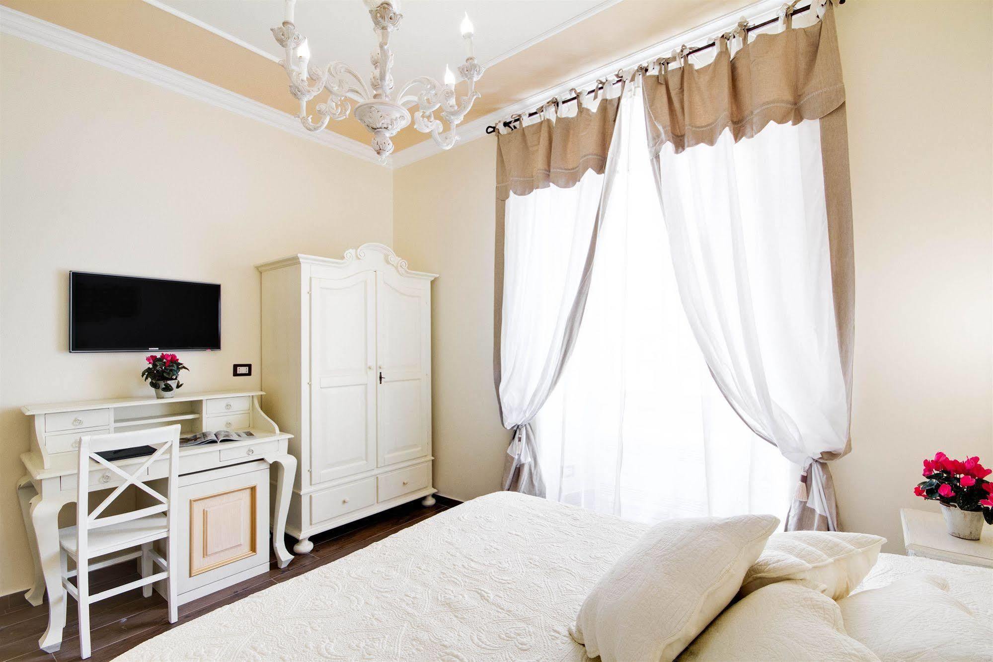 Lunaria Suites Rome Vaticano Exterior photo